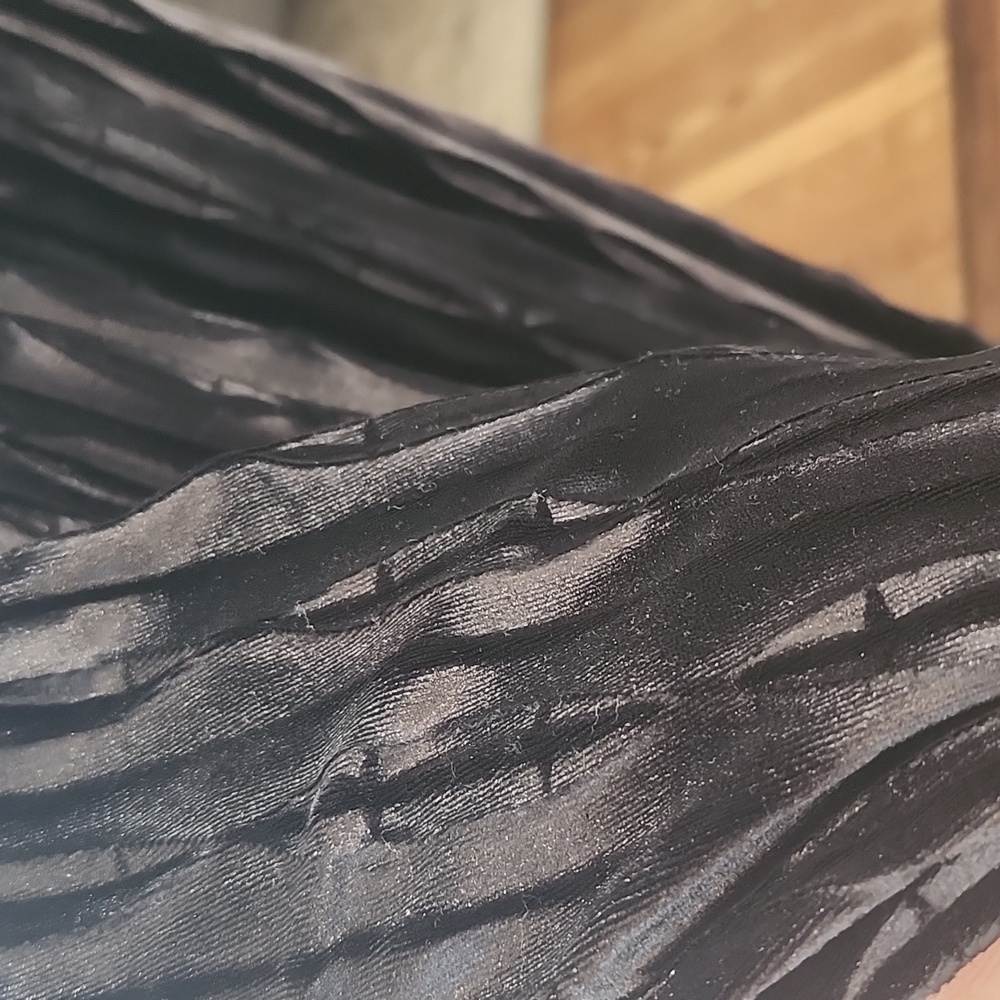 Crushed Velvet Skirt, Size Small - Picture 2 of 5
